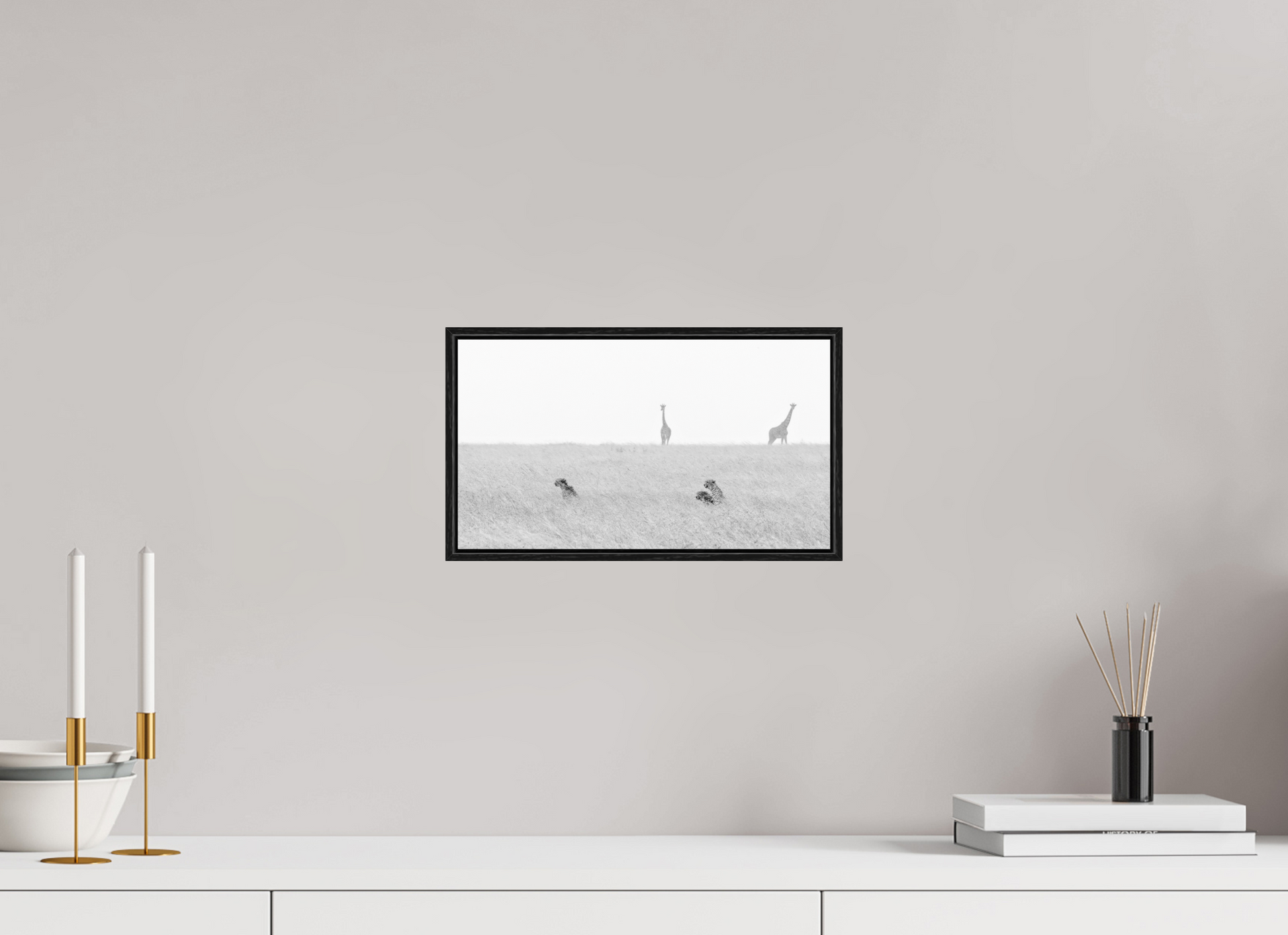 32 x 18 cm, black frame Test